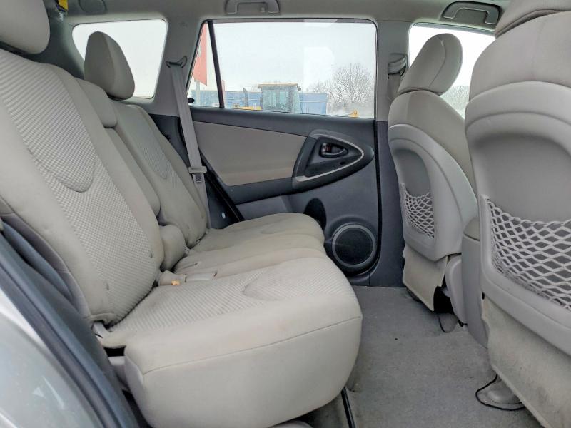 Photo 11 from auction – 2012 TOYOTA RAV4 with VIN 2T3BF4DV8CW247898