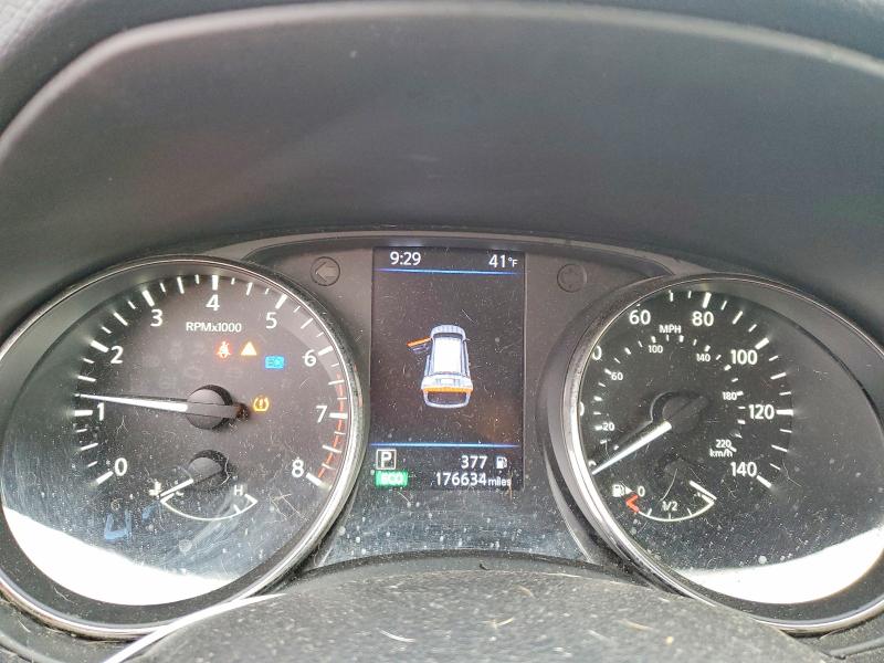 Photo 9 from auction – 2018 NISSAN ROGUE with VIN KNMAT2MT6JP577698