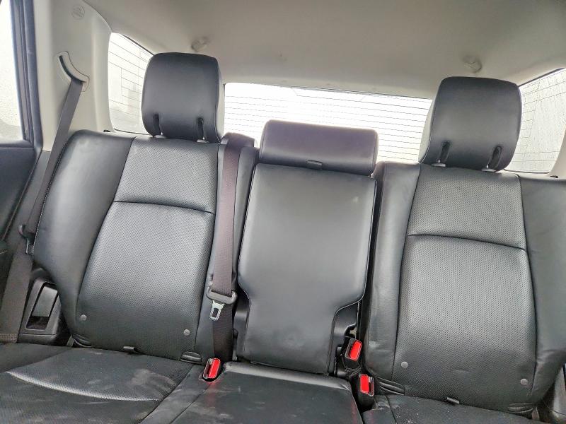 Photo 10 from auction – 2018 TOYOTA 4RUNNER with VIN JTEBU5JR4J5490319
