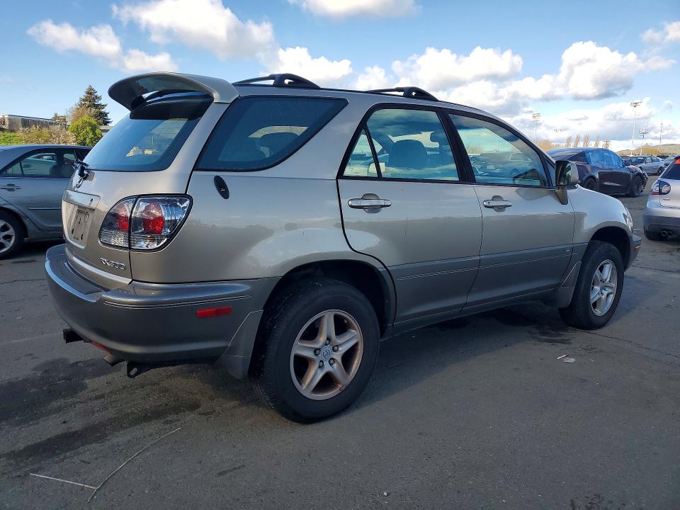 صورة رقم 3 من المزاد - 2002 LEXUS RX مع VIN JTJHF10U420289216