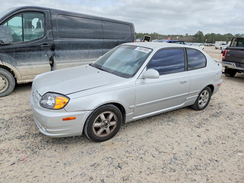 HYUNDAI ACCENT 2004 with VIN KMHCG35C54U279677 - Photo from auction