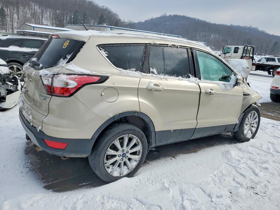 Photo 3 from auction – 2017 FORD ESCAPE TIT with VIN 1FMCU9J94HUC21037