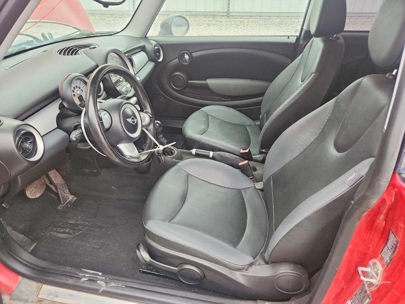 Photo 7 from auction – 2009 MINI COOPER with VIN WMWML33509TX34180