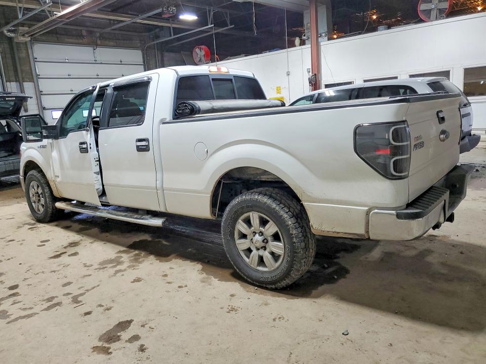 Photo 2 from auction – 2011 FORD F150 SUPER with VIN 1FTFW1ET3BFB49052