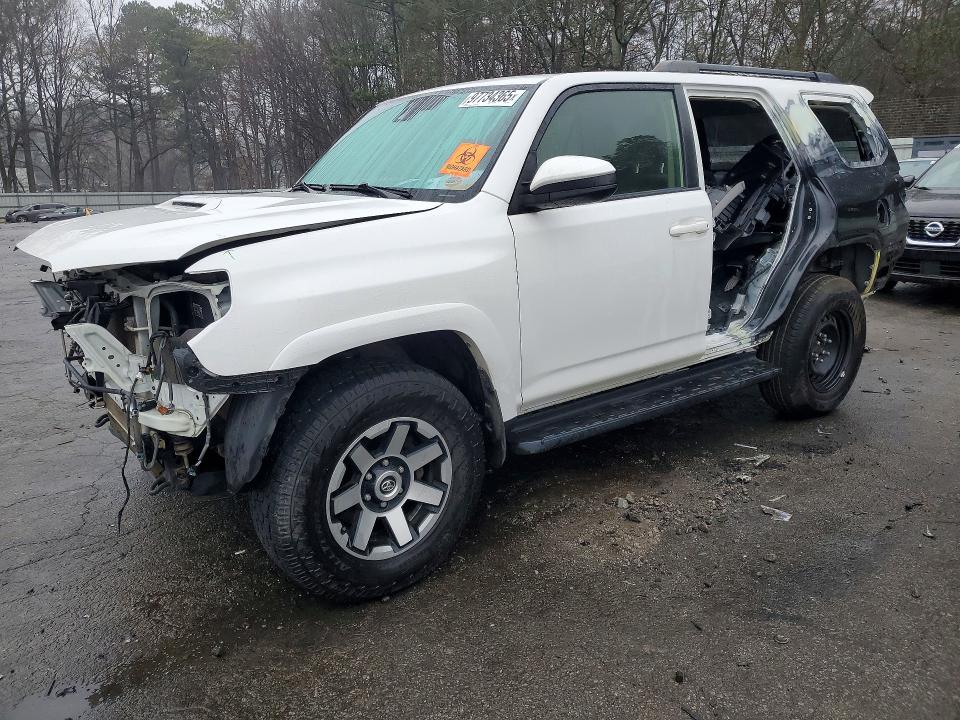 Photo 1 from auction – 2020 TOYOTA 4RUNNER SR with VIN JTEBU5JR7L5784204