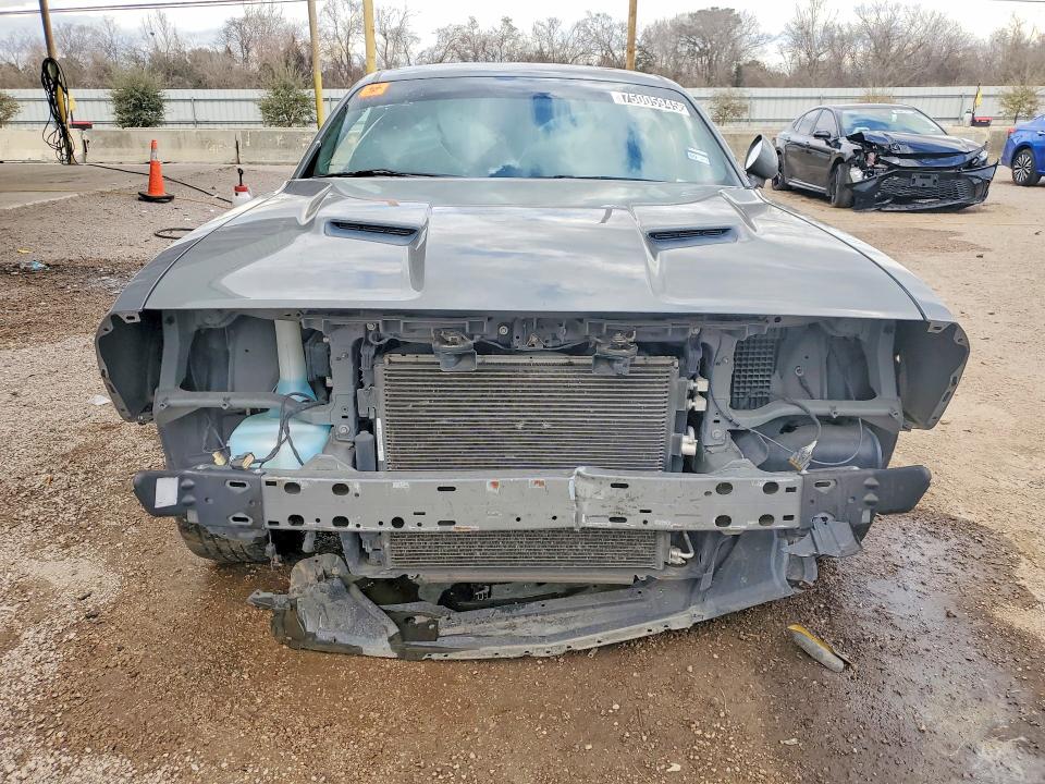 Photo 5 from auction – 2018 DODGE CHALLENGER with VIN 2C3CDZAGXJH208549