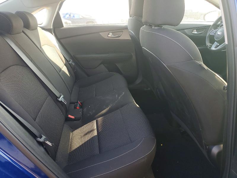 Photo 10 from auction – 2019 KIA FORTE with VIN 3KPF24AD3KE108779
