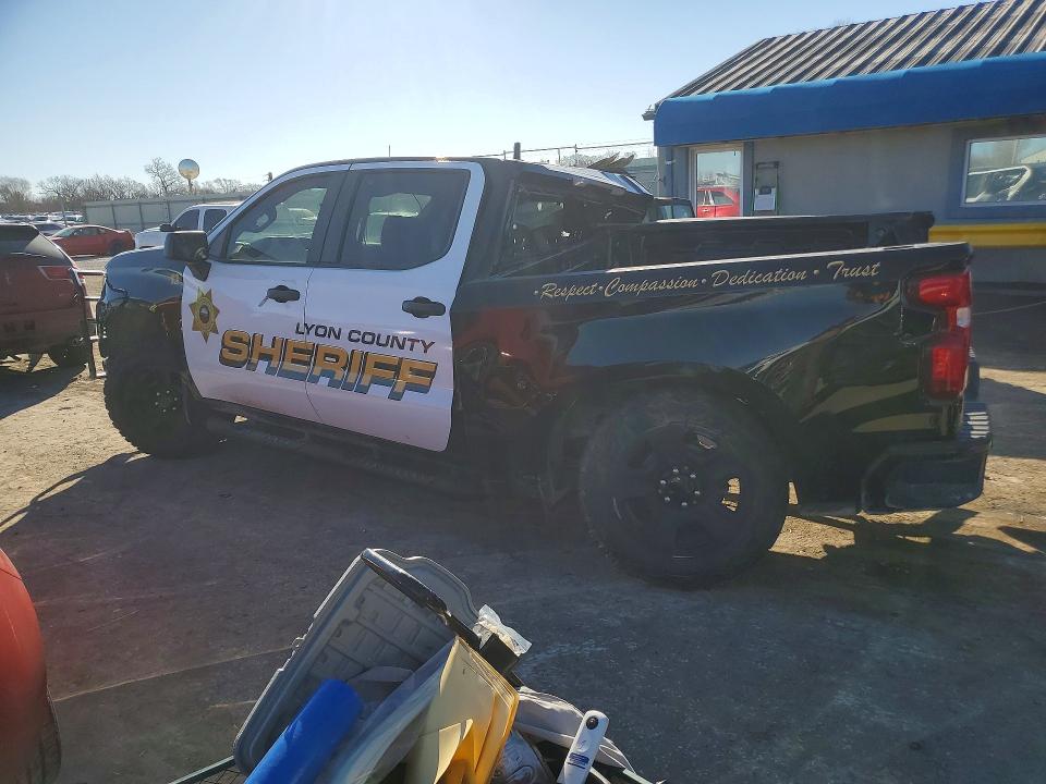 Photo 2 from auction – 2023 CHEVROLET SILVERADO with VIN 3GCUDAED4PG204572