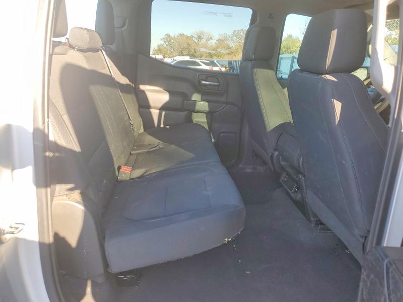 Photo 10 from auction – 2019 CHEVROLET SILVERADO with VIN 1GCPWBEF5KZ381073