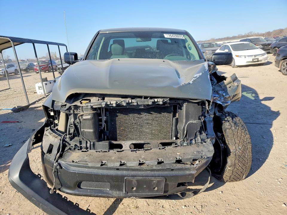 Photo 5 from auction – 2015 RAM 1500 with VIN 1C6RR7FT1FS605852