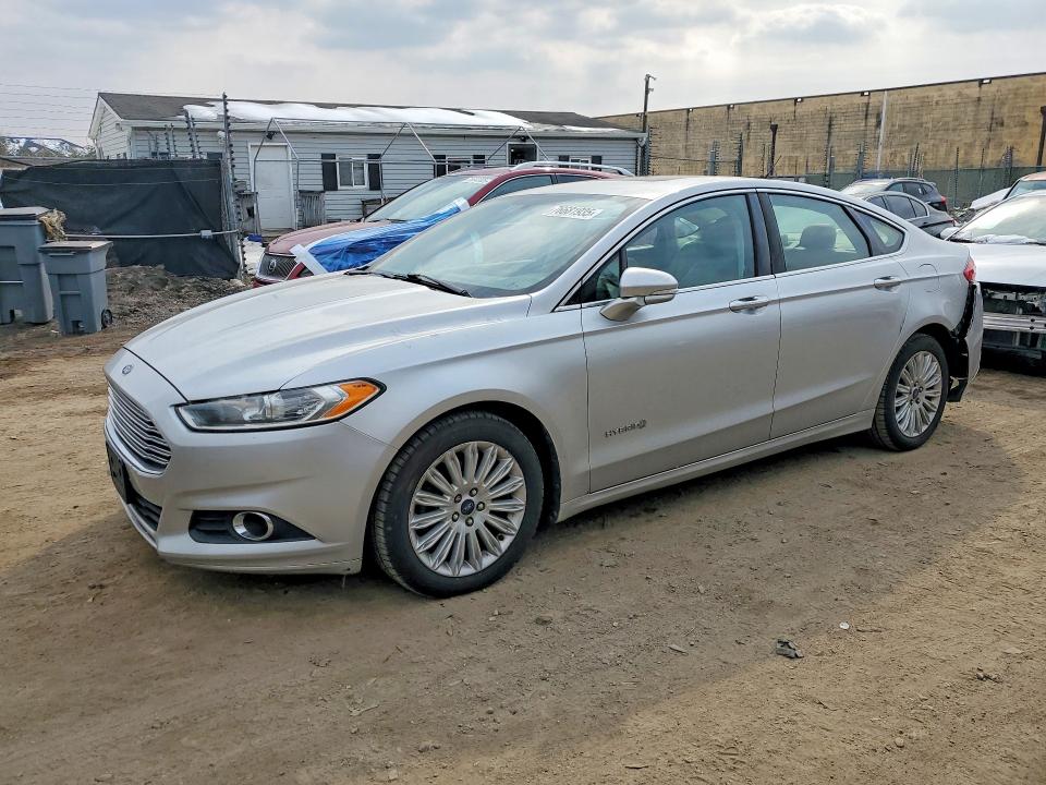 FORD FUSION 2013 with VIN 3FA6P0LU4DR357021 - Photo from auction