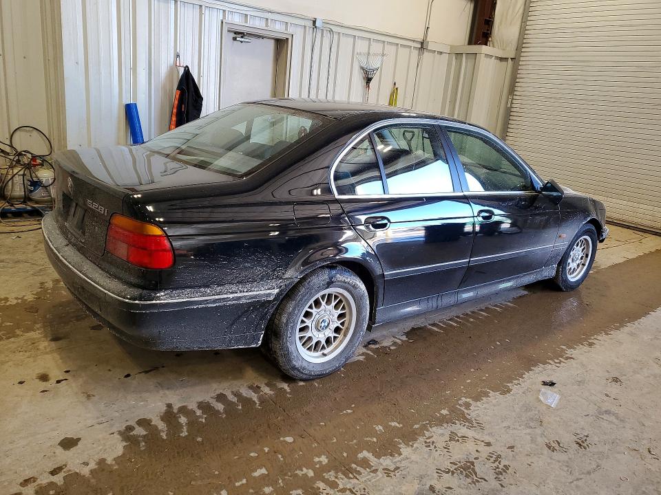 Photo 3 from auction – 1997 BMW 528 with VIN WBADD6322VBW26521