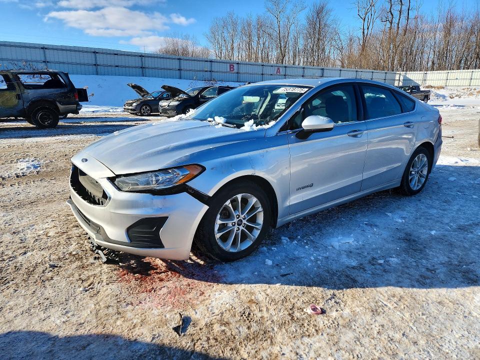 FORD FUSION SE 2019 z numerem VIN 3FA6P0LU4KR236907 - Zdjęcie z aukcji