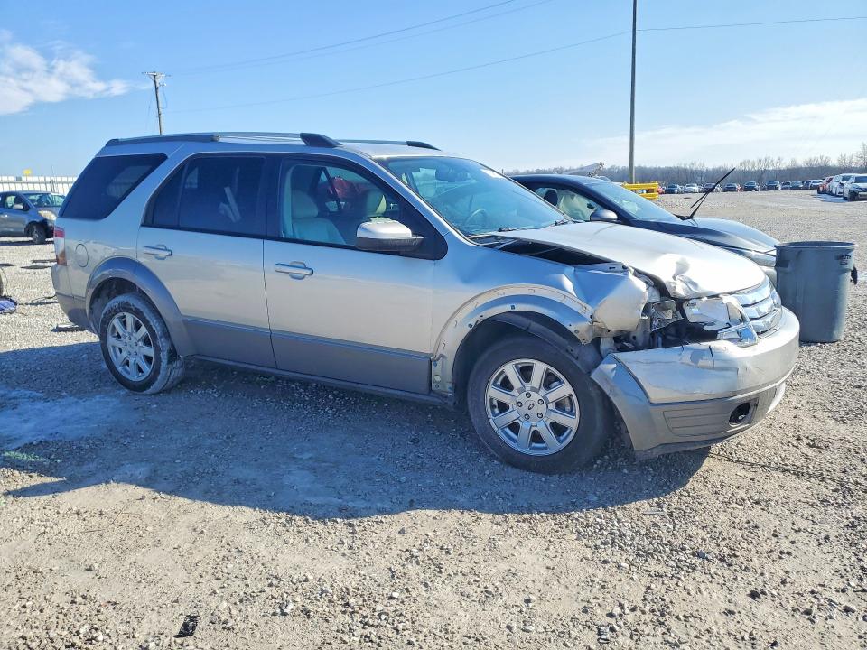 Photo 4 from auction – 2008 FORD TAURUS X with VIN 1FMDK02WX8GA22633