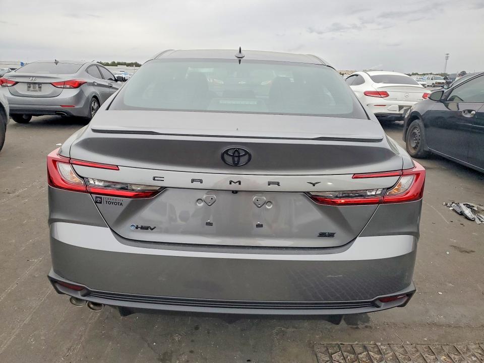 Photo 6 from auction – 2026 TOYOTA CAMRY with VIN 4T1DAACK5TU687633