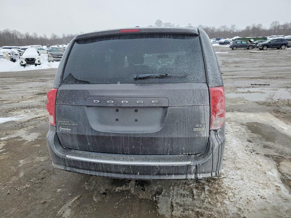 Photo 6 from auction – 2017 DODGE GRAND CARA with VIN 2C4RDGCG7HR604014