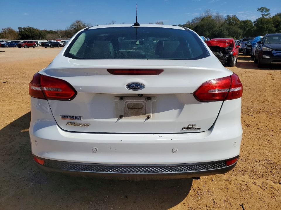 Photo 6 from auction – 2016 FORD FOCUS SE with VIN 1FADP3F27GL339716