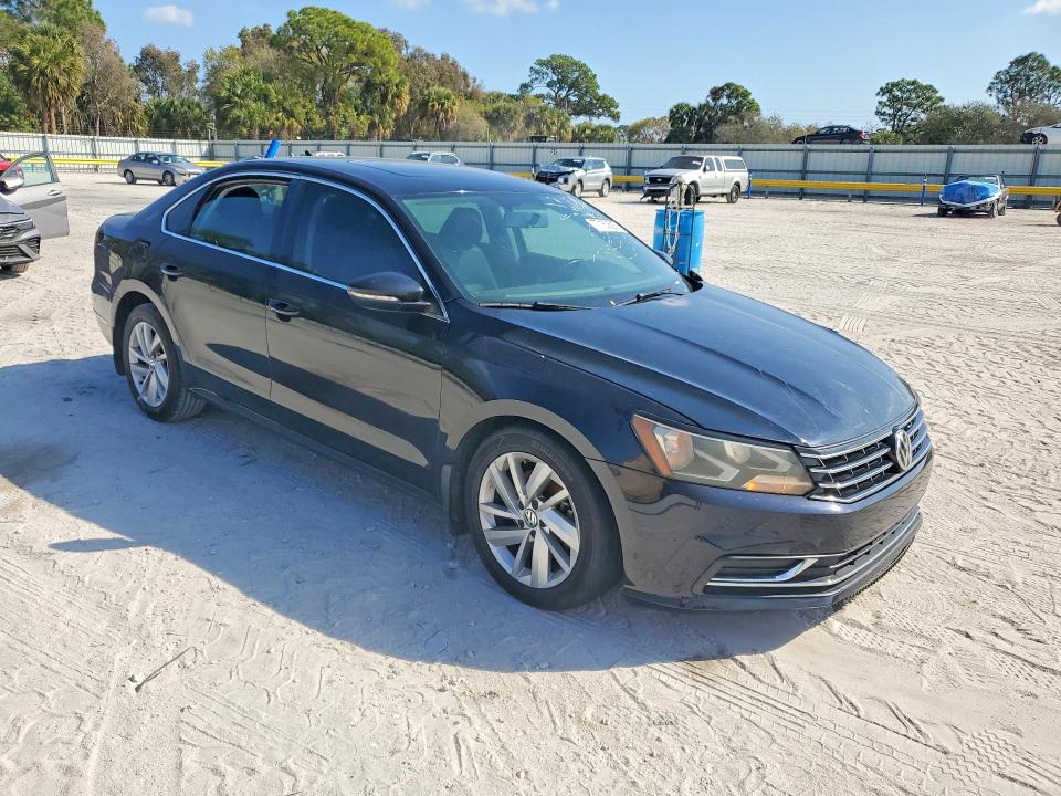 Photo 4 from auction – 2018 VOLKSWAGEN PASSAT with VIN 1VWBA7A32JC024580