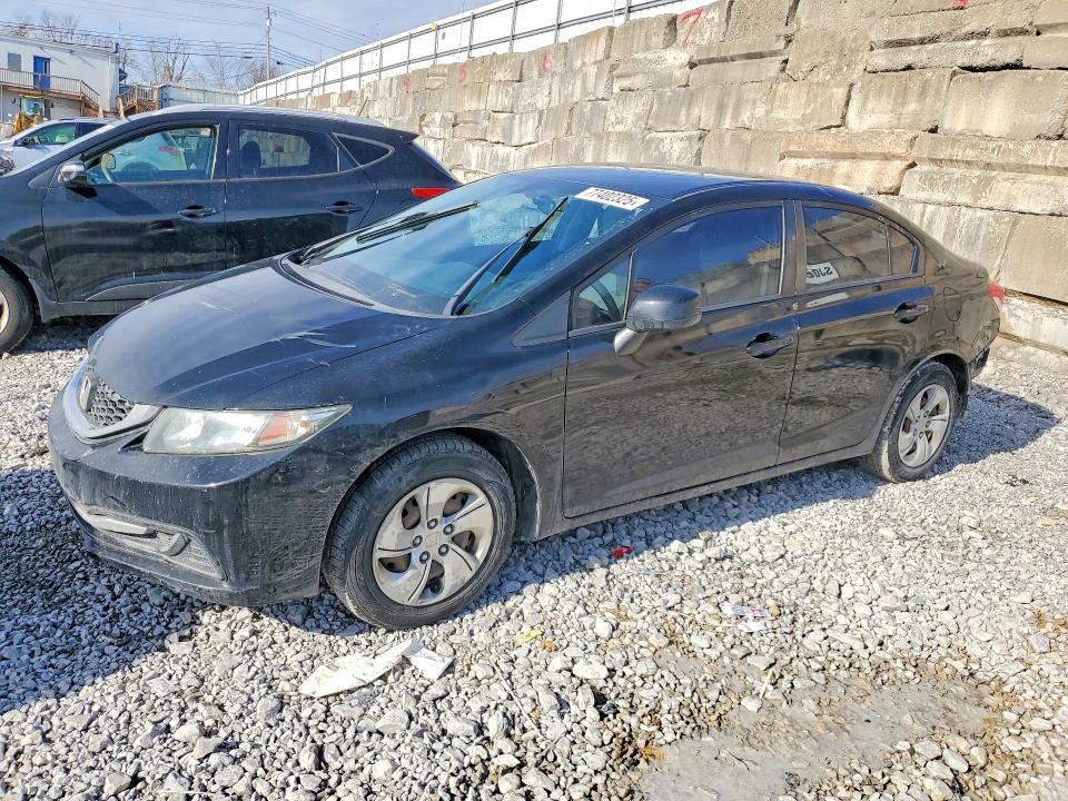 HONDA CIVIC 2013 с VIN 19XFB2F50DE018840 - Фото с аукциона