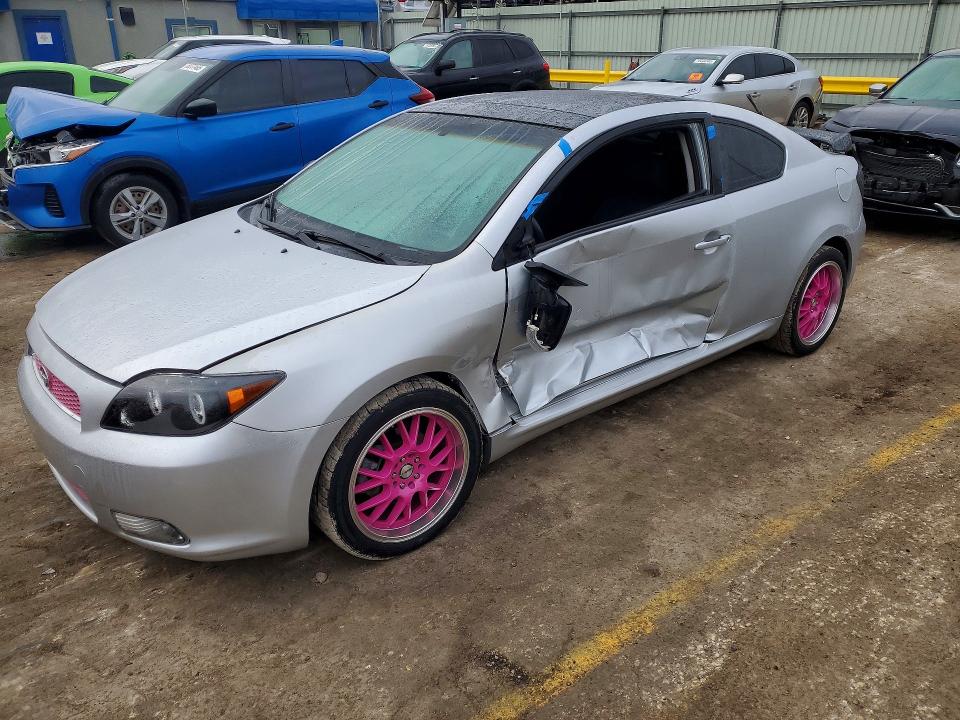 TOYOTA SCION TC 2005 with VIN JTKDE167150053724 - Photo from auction