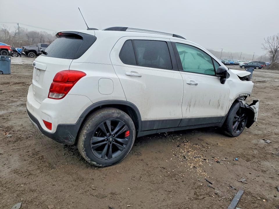 Photo 3 from auction – 2018 CHEVROLET TRAX with VIN 3GNCJLSB1JL192597