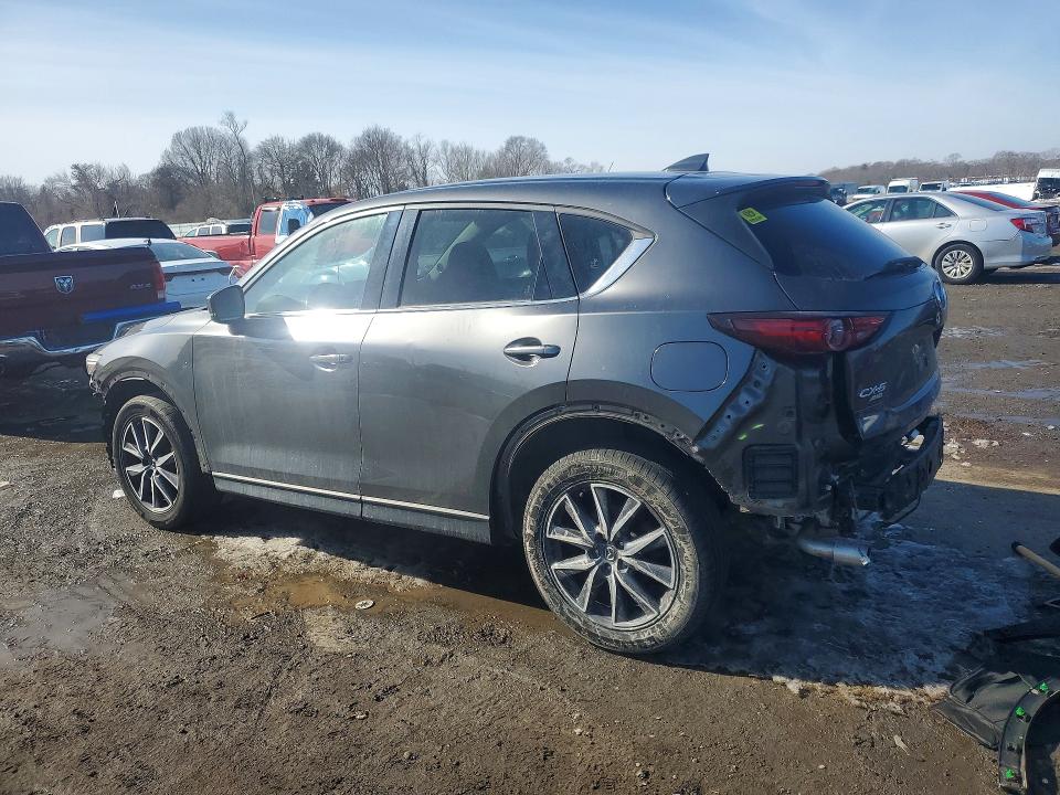 Photo 2 from auction – 2017 MAZDA CX-5 GRAND with VIN JM3KFBDL4H0139980