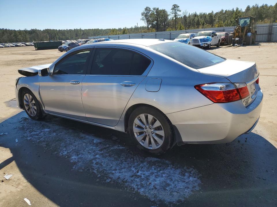 Photo 2 from auction – 2014 HONDA ACCORD with VIN 1HGCR2F84EA202578