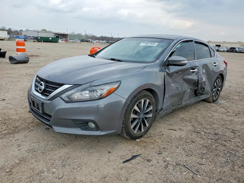 NISSAN ALTIMA 2018 with VIN 1N4AL3AP2JC187787 - Photo from auction