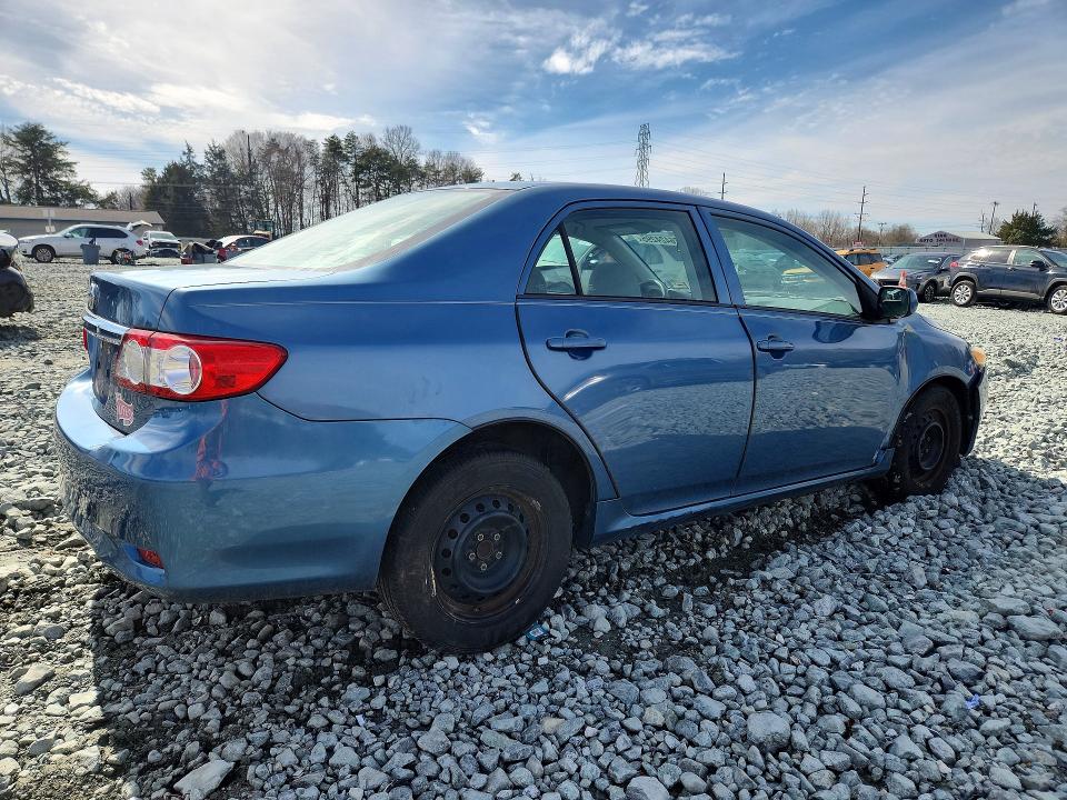 Photo 3 from auction – 2013 TOYOTA COROLLA with VIN 5YFBU4EE6DP207545