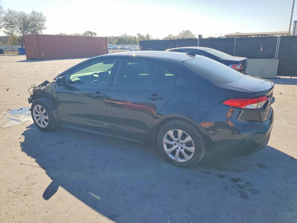 Photo 2 from auction – 2022 TOYOTA COROLLA with VIN 5YFEPMAE9NP290593