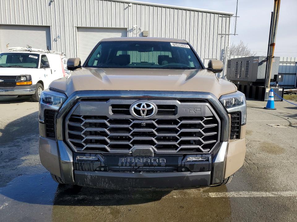 Photo 5 from auction – 2026 TOYOTA TUNDRA with VIN 5TFWC5DB3TX123751