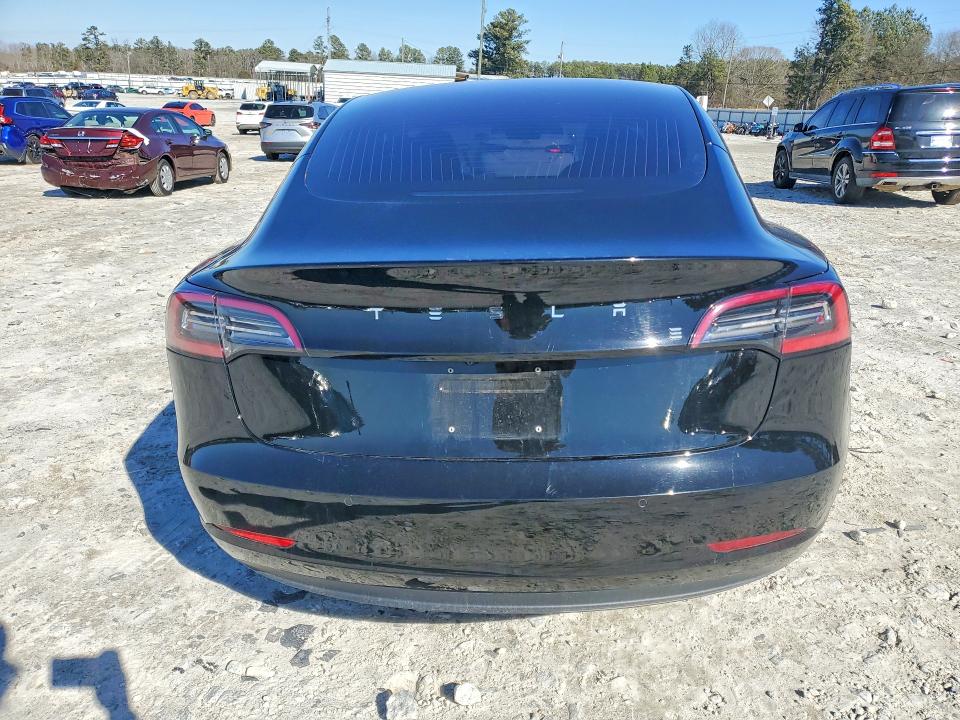 Photo 6 from auction – 2018 TESLA MODEL 3 with VIN 5YJ3E1EA6JF027308