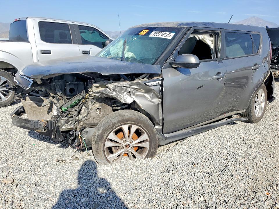 KIA SOUL 2016 with VIN KNDJN2A2XG7373162 - Photo from auction