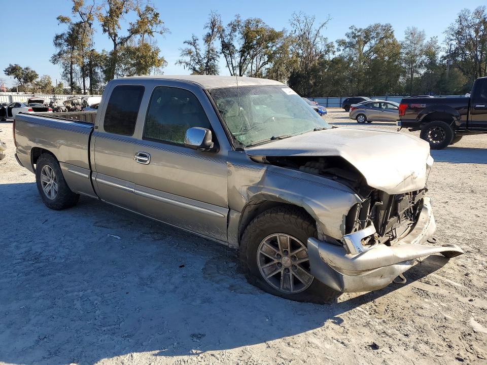 Photo 4 from auction – 2001 GMC NEW SIERRA with VIN 2GTEC19T811238765