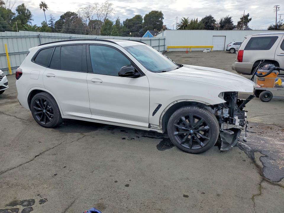 Photo 4 from auction – 2022 BMW X3 SDRIVE3 with VIN 5UX43DP01N9K05852