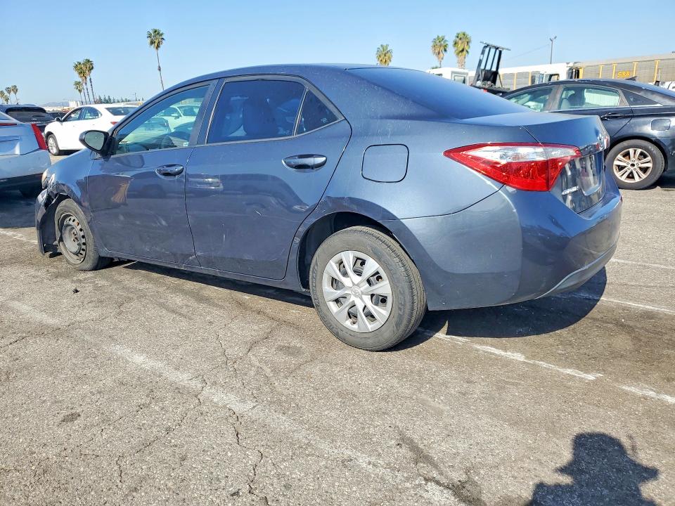 Photo 2 from auction – 2015 TOYOTA COROLLA with VIN 5YFBURHE8FP260520