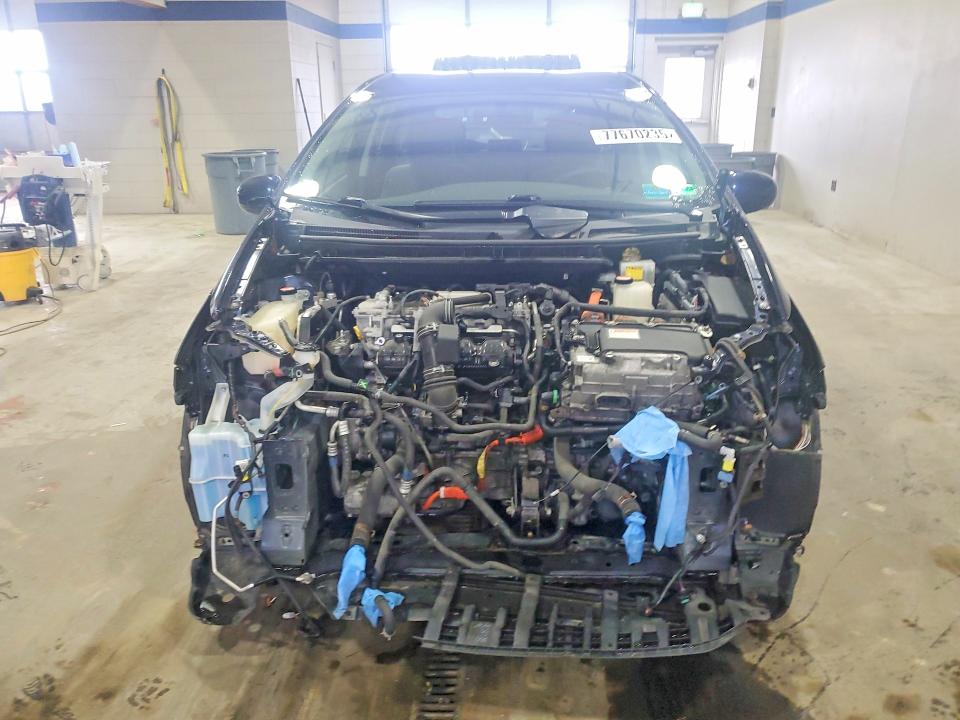 Photo 5 from auction – 2015 TOYOTA PRIUS with VIN JTDKN3DU6F0451077
