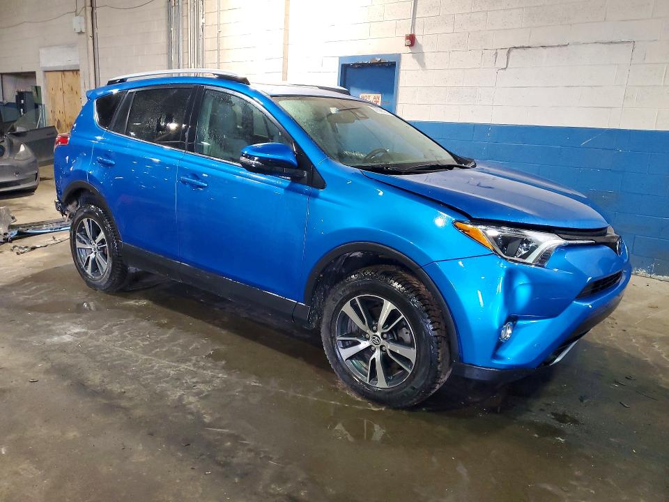 Photo 4 from auction – 2016 TOYOTA RAV4 with VIN 2T3WFREV6GW284306