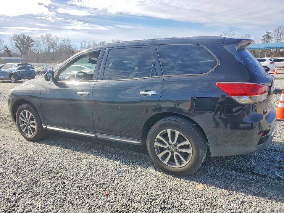 Photo 2 from auction – 2013 NISSAN PATHFINDER with VIN 5N1AR2MN2DC601356