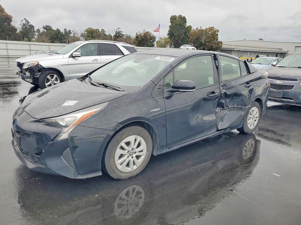 Photo 1 from auction – 2017 TOYOTA PRIUS with VIN JTDKBRFU6H3032303