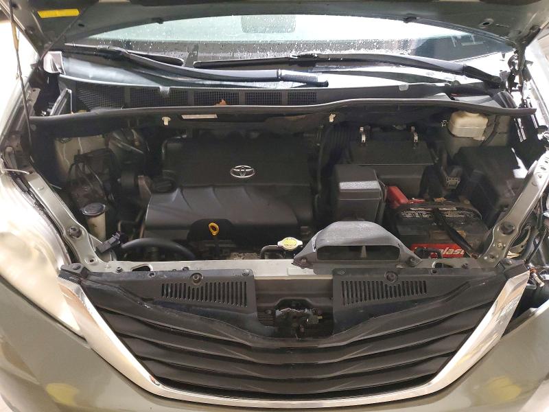 Photo 12 from auction – 2011 TOYOTA SIENNA with VIN 5TDKK3DC3BS046530