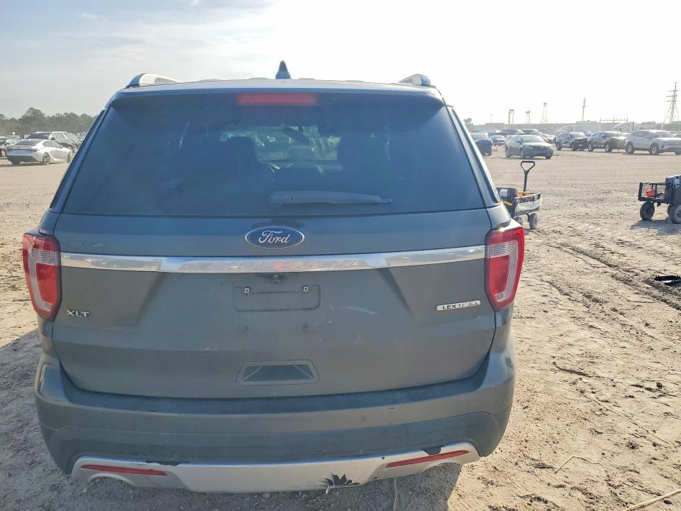 Photo 6 from auction – 2016 FORD EXPLORER with VIN 1FM5K7D85GGC69438