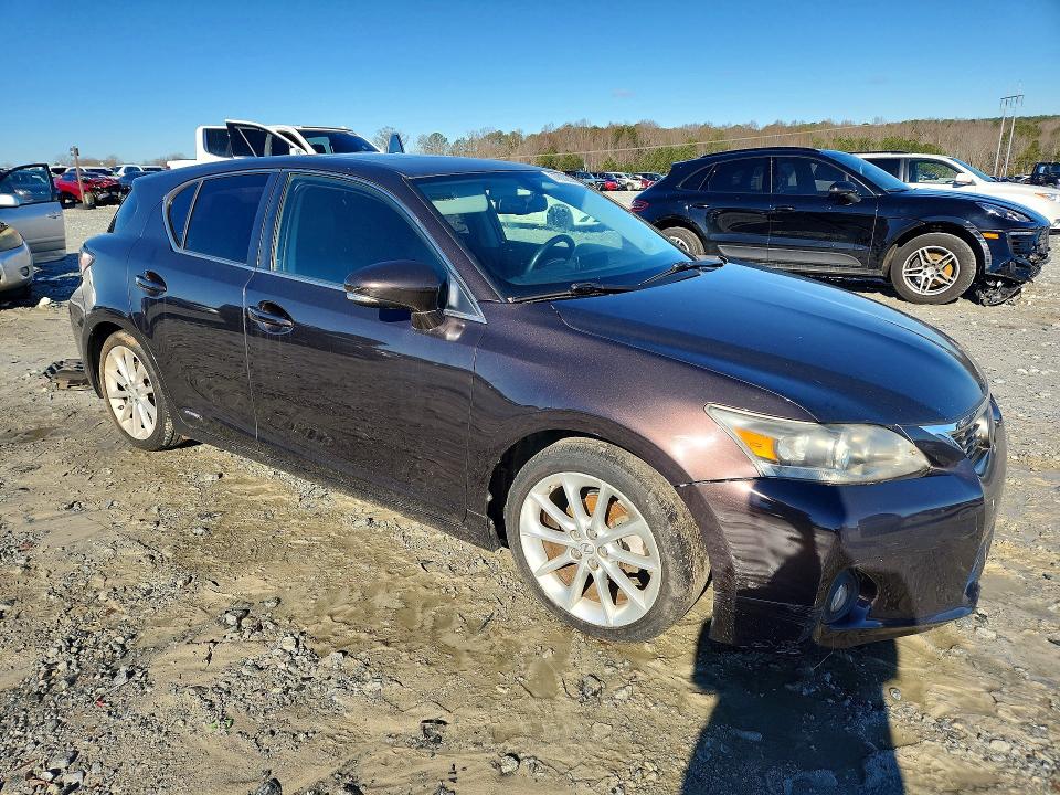 Photo 4 from auction – 2012 LEXUS CT 200 with VIN JTHKD5BHXC2101017