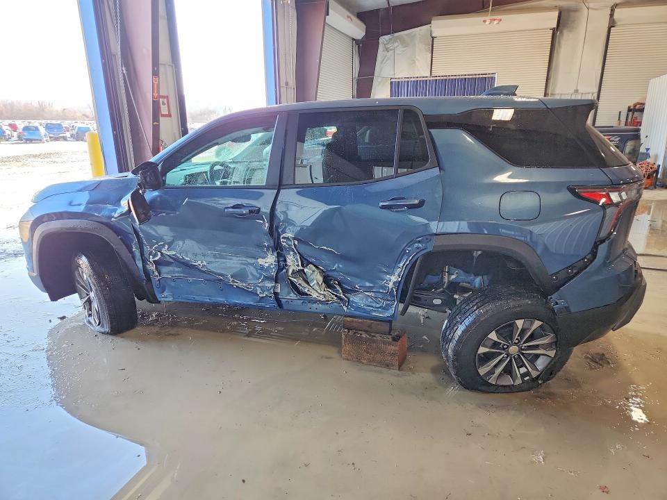 Photo 2 from auction – 2026 CHEVROLET EQUINOX with VIN 3GNAXHEG2TL268647
