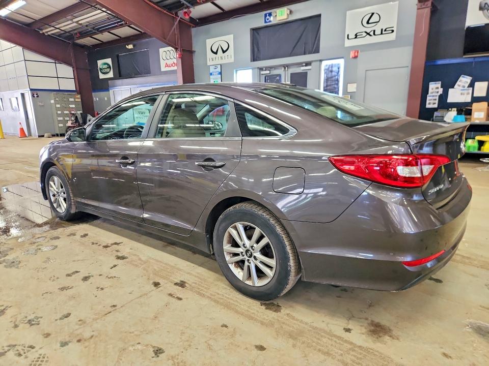 Photo 2 from auction – 2017 HYUNDAI SONATA with VIN 5NPE24AF7HH439009