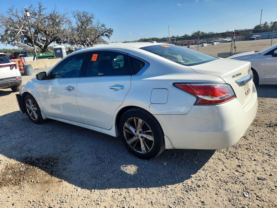 Photo 2 from auction – 2014 NISSAN ALTIMA 2.5 with VIN 1N4AL3AP1EC322215