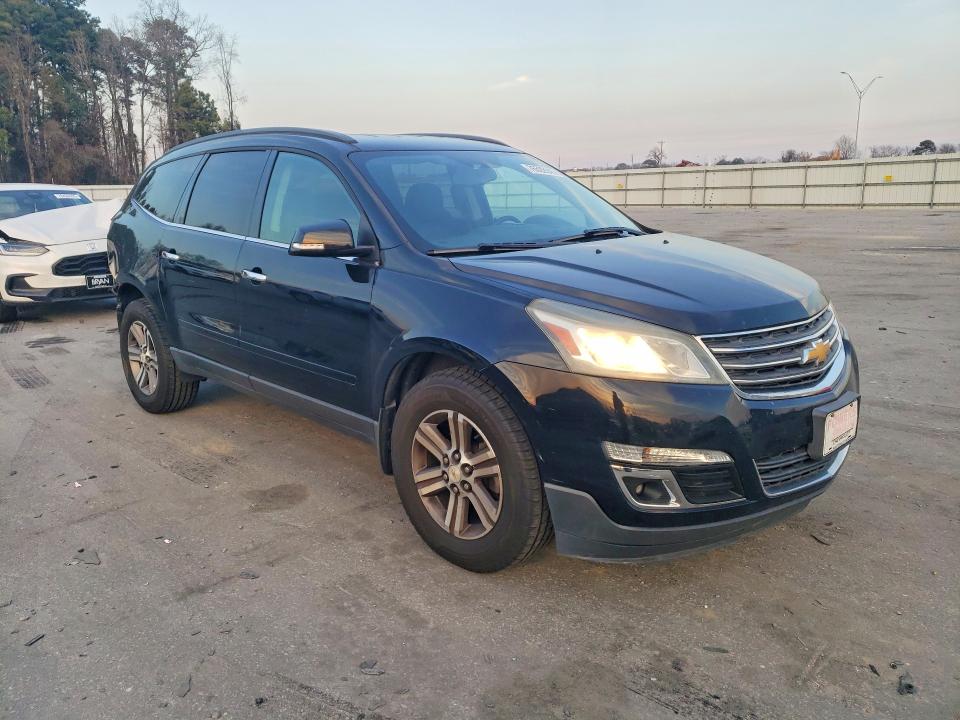 Photo 4 from auction – 2017 CHEVROLET TRAVERSE L with VIN 1GNKVGKD9HJ266732