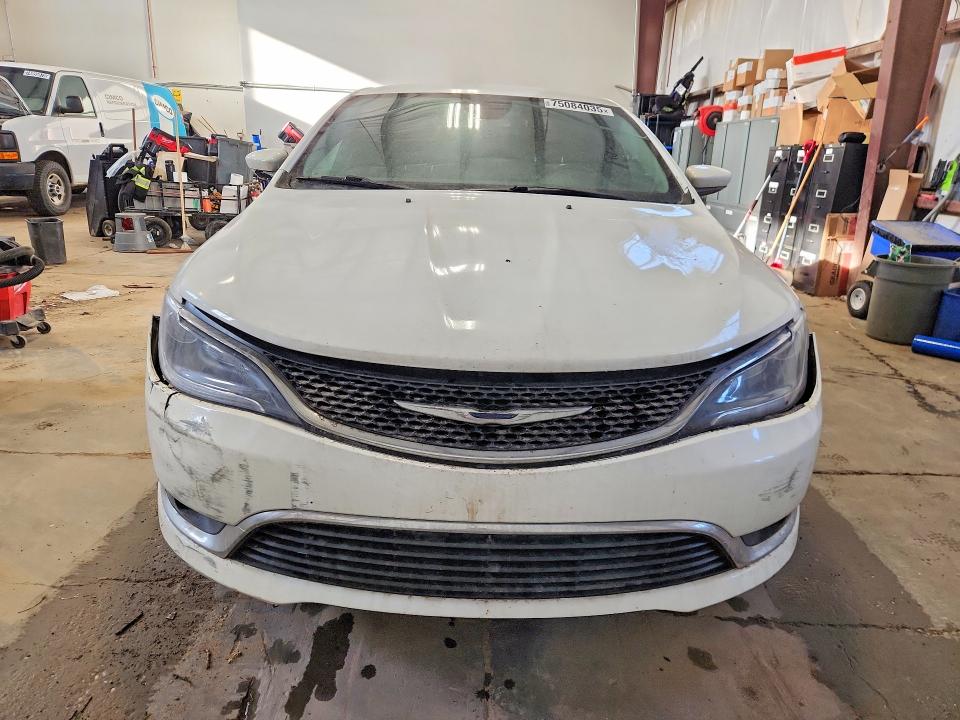 Photo 5 from auction – 2015 CHRYSLER 200 with VIN 1C3CCCAG2FN740764