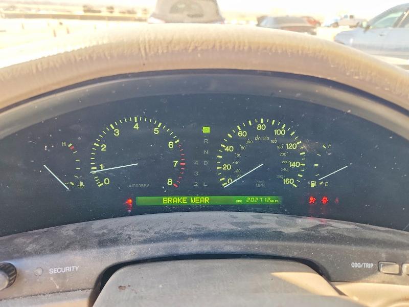 Photo 9 from auction – 2000 LEXUS LS 400 with VIN JT8BH28F8Y0170476