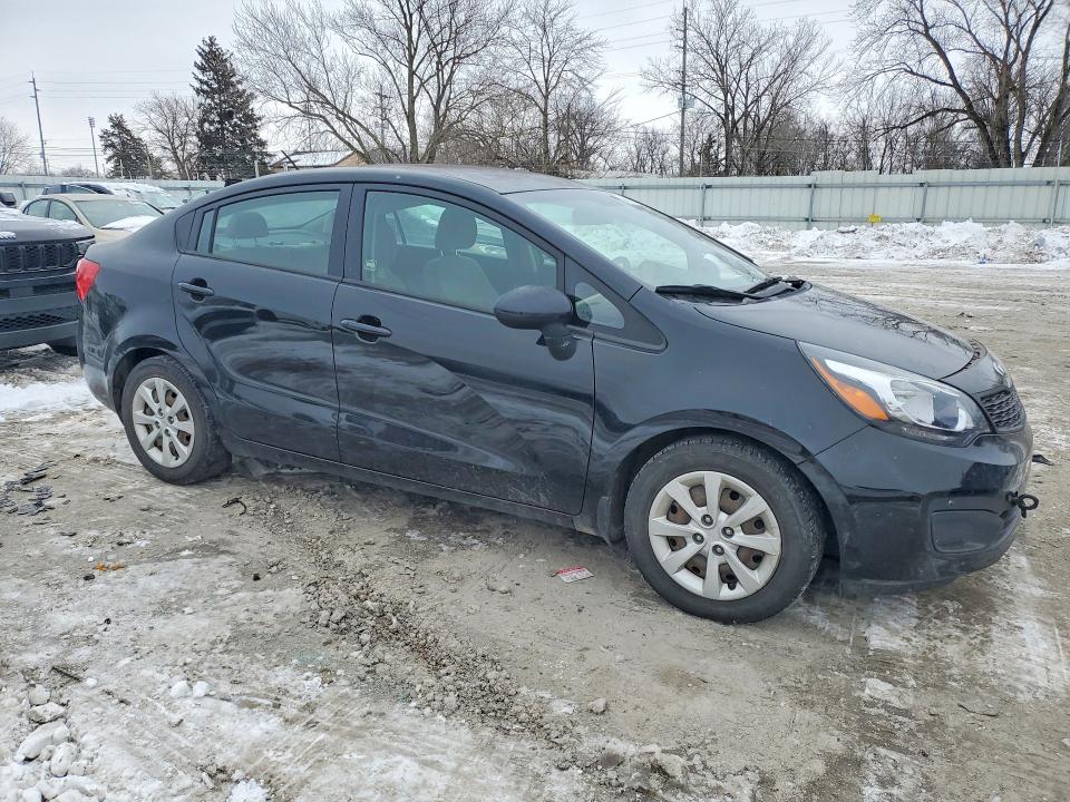 Photo 4 from auction – 2015 KIA RIO LX with VIN KNADM4A30F6438896